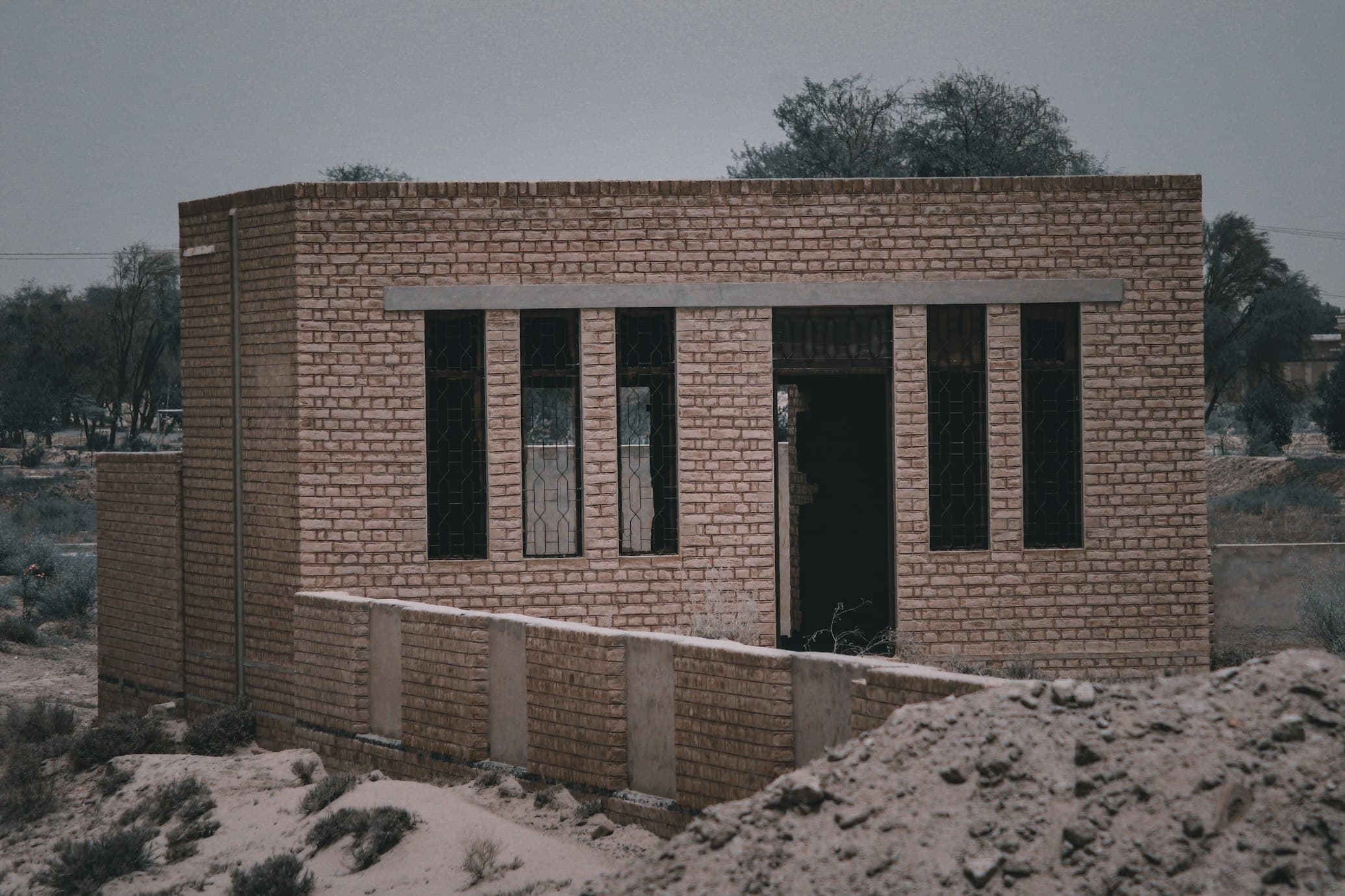 Architecture & Exterior Design